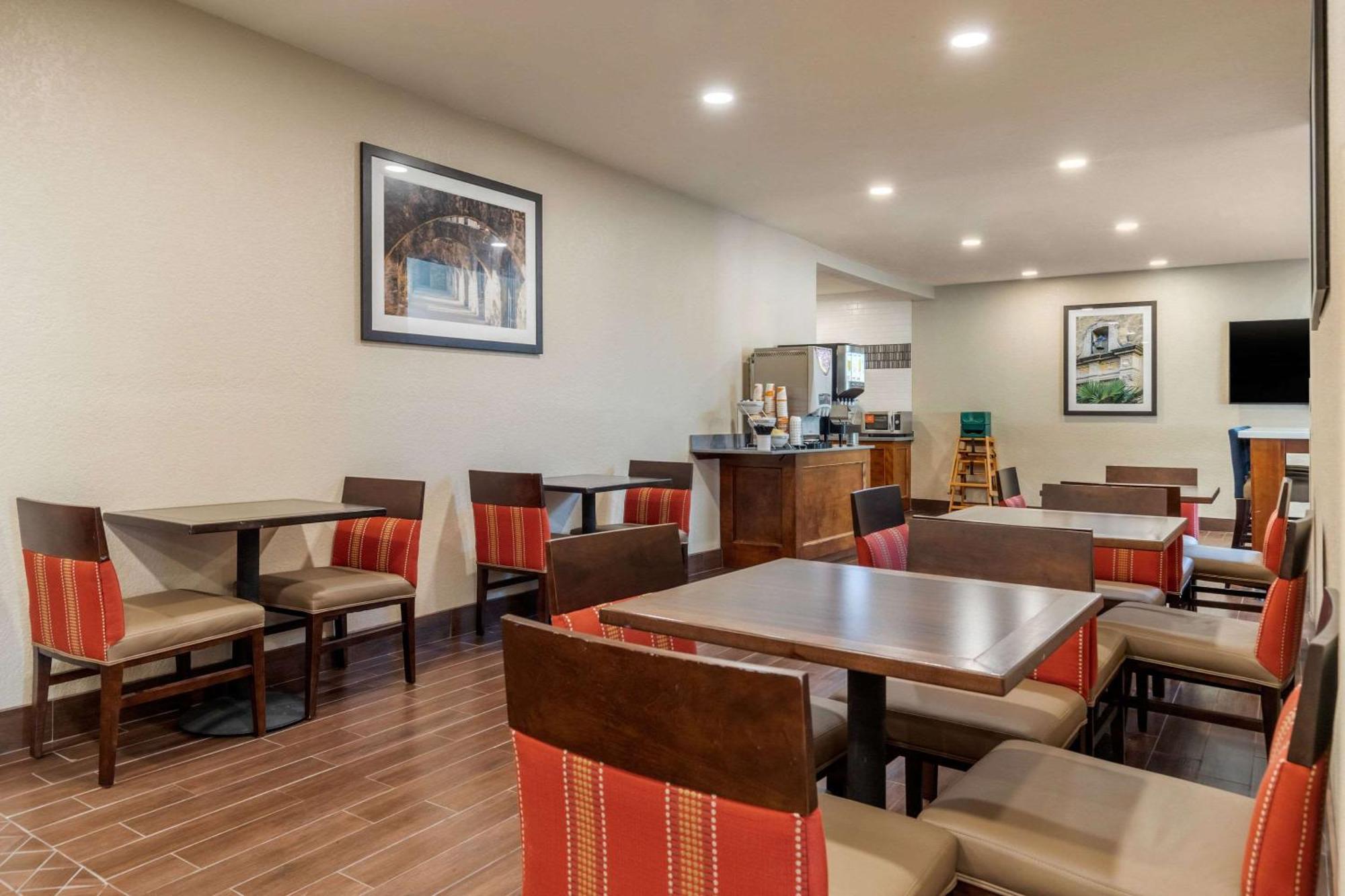 Comfort Suites San Antonio Airport North Экстерьер фото